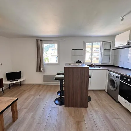 Apartment Cosy Et Calme Pres De La Gare