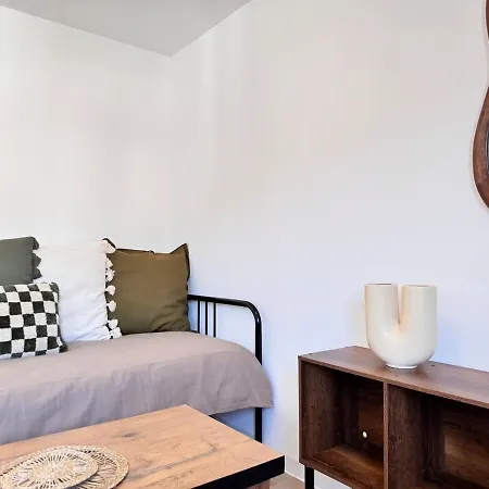 Cosy Et Calme Pres De La Gare טולון