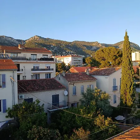 Cosy Et Calme Pres De La Gare טולון