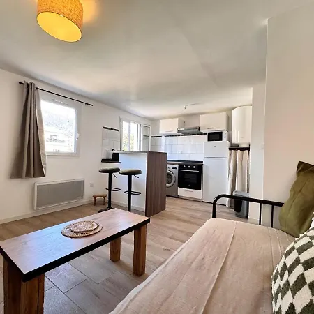 Cosy Et Calme Pres De La Gare